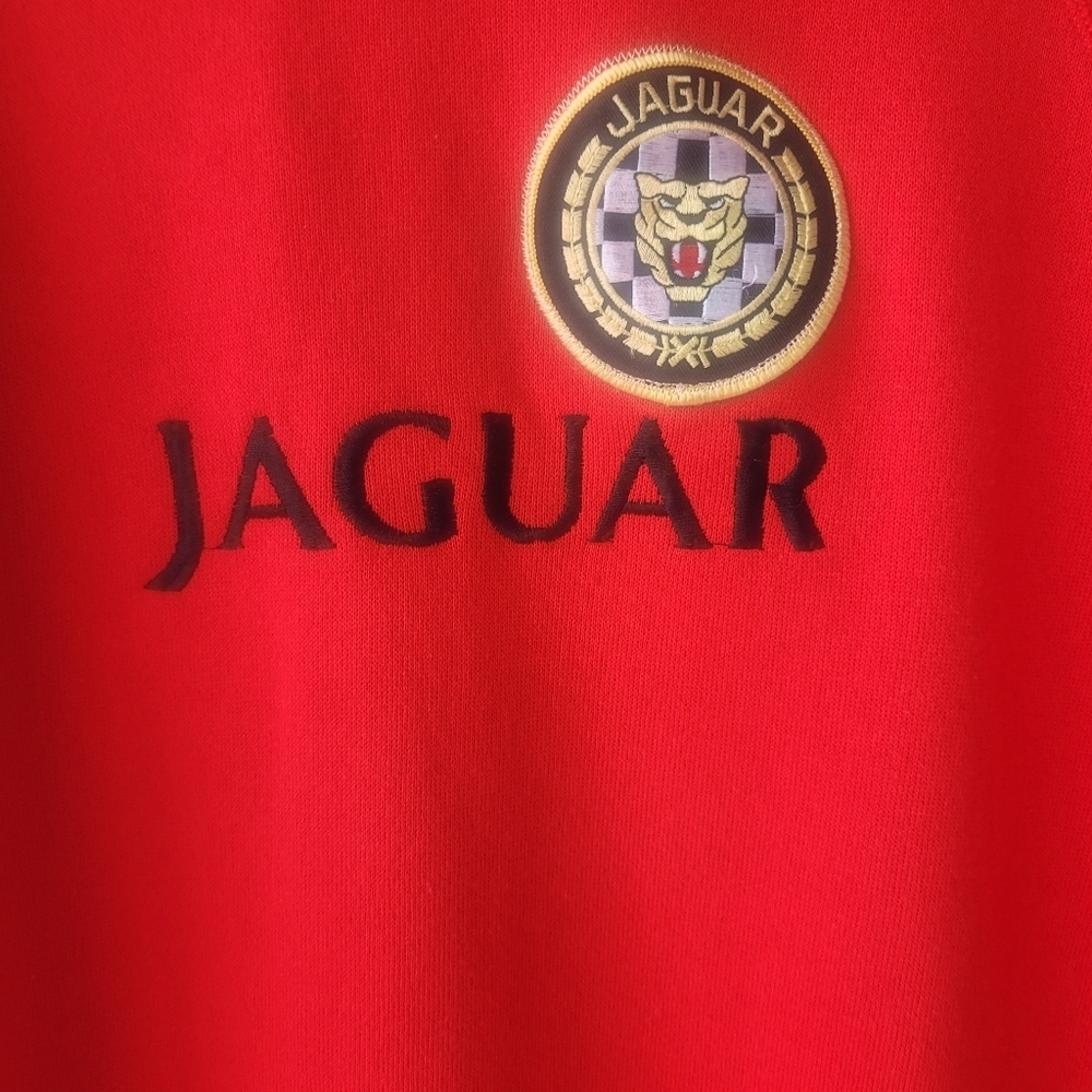 Vintage Jaguar Logo Sweatshirt Red Hanes Made in USA 90s Graphic Crewneck Unisex - Picture 2 of 9